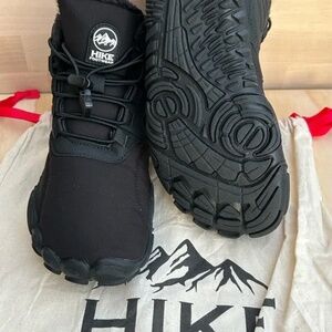 Hike Footwear Kasdava Pro Non slip Waterproof Winter Barefoot boot EU 44